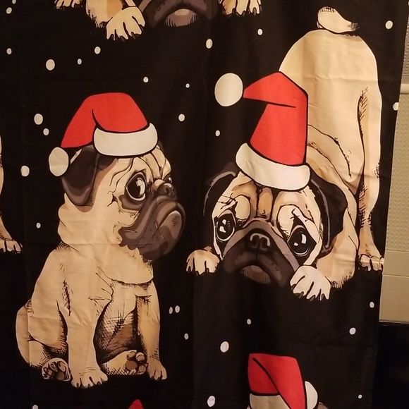 Wall Tapestry Pug Dogs Wearing Christmas Hats By Society 6 New Without Tags. - Picture 2 of 6
